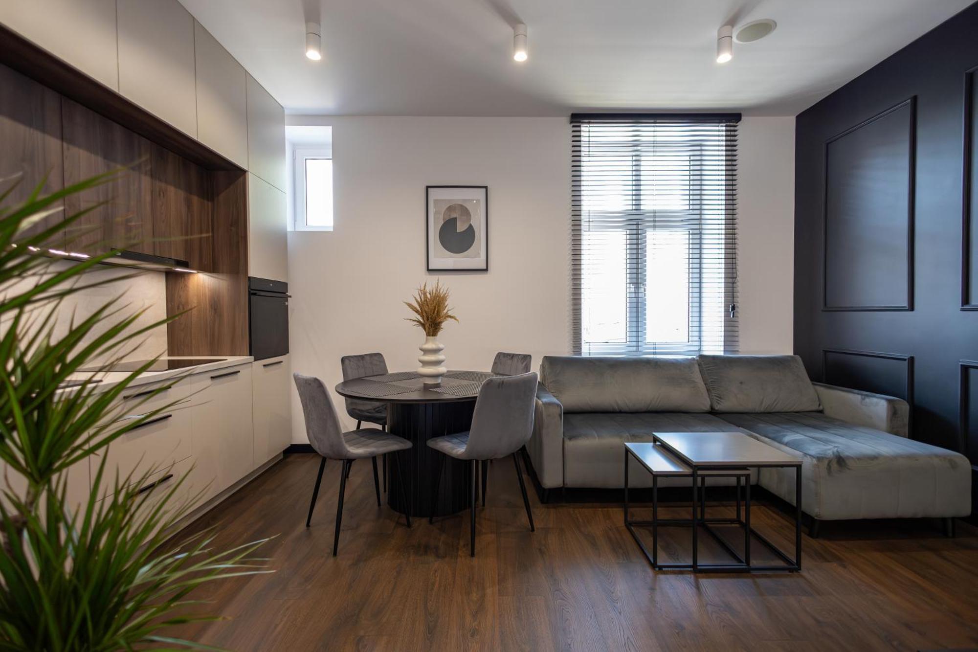 Apartament Prestige Nowy Sacz Ngoại thất bức ảnh
